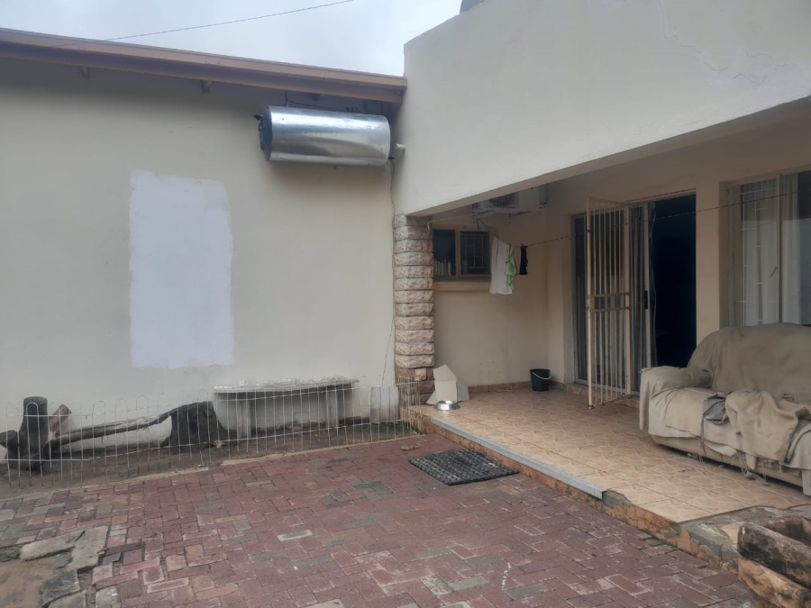 4 Bedroom Property for Sale in Bodorp North West